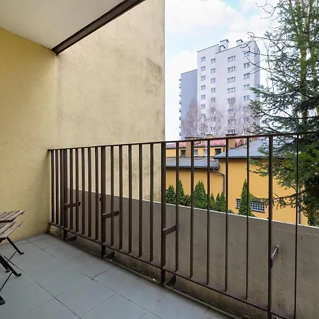 Apartman Family 3 Bedroom With Balcony In Cracow By Renters Krakkó