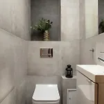 Family 3 Bedroom With Balcony In Cracow By Renters شقة كراكوفيا