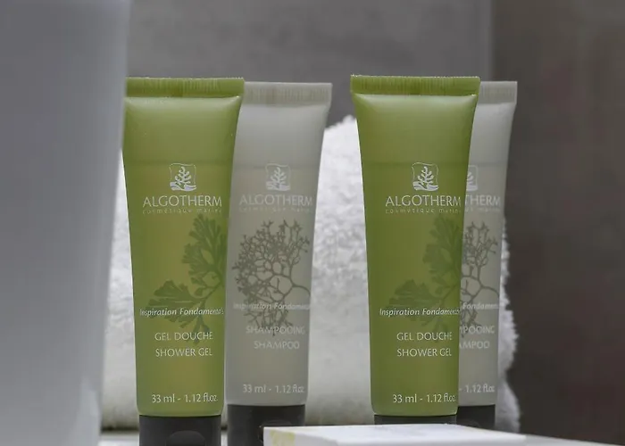 شقة Cozy With Balcony In Cracow By Renters