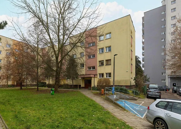 شقة Cozy With Balcony In Cracow By Renters *