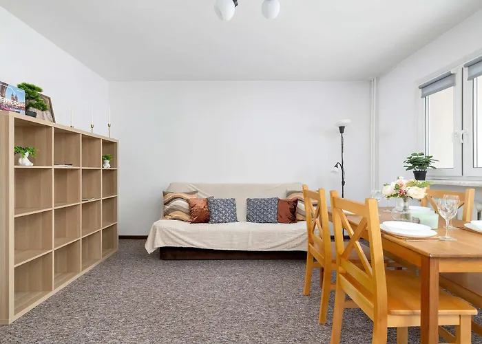 Apartment Cozy With Balcony In Cracow By Renters *